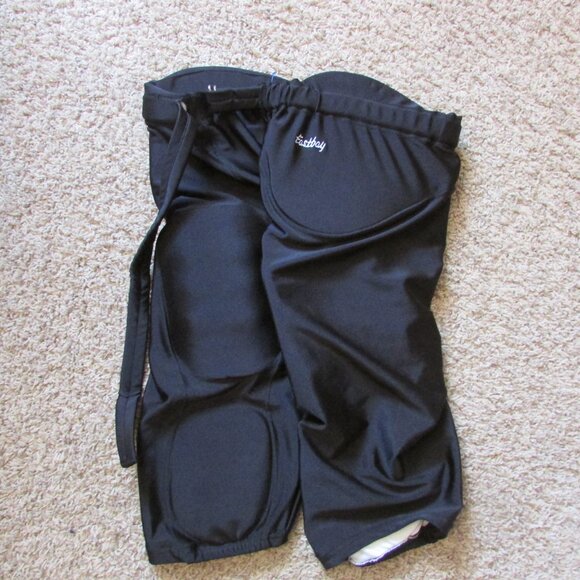 NWOT Eastbay Men’s Size 40 Black Football Pants With Built-In Pads Belted - Picture 1 of 2